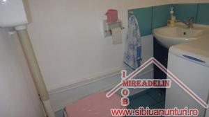 INCHIRIEZ APARTAMENT 3 CAMERE,    B-dul M. VITEAZU