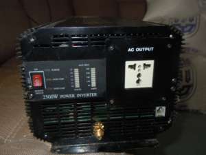DC-AC POWER INVERTER  2500W