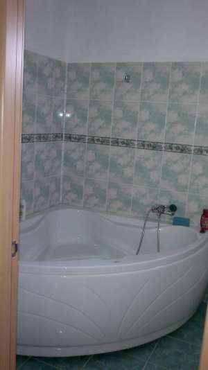 vand apartament nou str campului