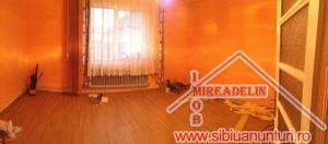 INCHIRIEM CASA,   2 CAMERE,   PIATA CLUJ