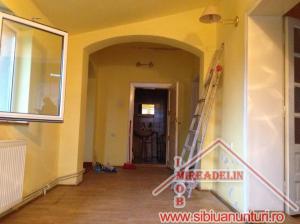 INCHIRIEM CASA,   2 CAMERE,   PIATA CLUJ