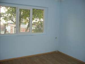 Vand apartament 2 camere decomandat Navodari