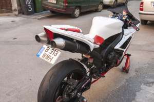 Vand YAMAHA R1 2007 - 5250 EURO