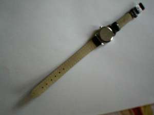 ceas dama Featurely.  Tel. 0764.533.165 sau 0730.55.30.65