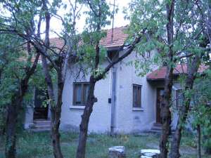 casa in cornu de jos
