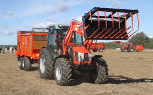 tractoare Ursus la 82,  92 si 102 CP