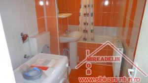 INCHIRIEZ APARTAMENT 2 CAMERE,   MIHAI VITEAZU