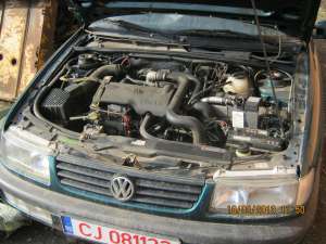 Dezmembrez Passat intermediar b4 1.9 TDI 1995