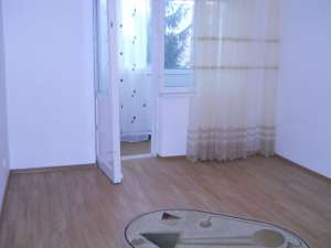 apartament cu 2 camere in campina