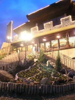 VAND PENSIUNE-VILA-RESTAURANT