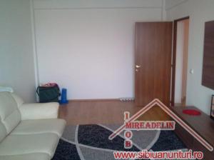 INCHIRIEZ APARTAMENT 2 CAMERE,   TEREZIAN