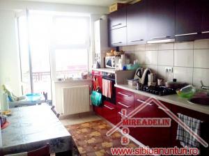 INCHIRIEZ APARTAMENT 2 CAMERE,   TEREZIAN