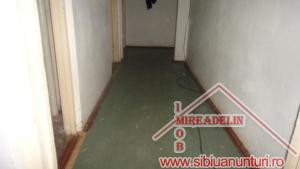 INCHIRIEZ APARTAMENT 3 CAMERE,    HIPODROM IV