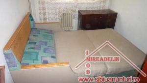 INCHIRIEZ APARTAMENT 3 CAMERE,    HIPODROM IV