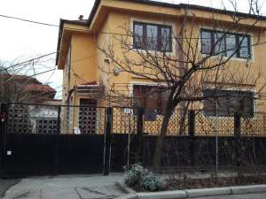 Vila (D+P+1+M) - zona Drumul Sarii