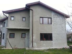 VAND CASA + TEREN COM GRADISTEA ILFOV LA 30 KM DE BUCURESTI 95000E