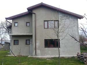 VAND CASA + TEREN COM GRADISTEA ILFOV LA 30 KM DE BUCURESTI 95000E