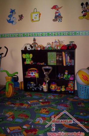 VAND APARTAMENT 3 camere,    Strand