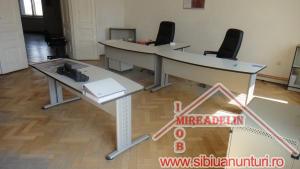 INCHIRIEZ SPATIU BIROURI,   100 mp,   CENTRAL