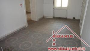 INCHIRIEZ SPATIU BIROURI,   100 mp,   CENTRAL