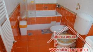 INCHIRIEZ PENTHOUSE 4 CAMERE,   PARCUL SUB ARINI