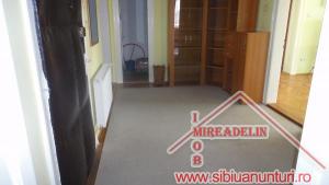 INCHIRIEZ PENTHOUSE 4 CAMERE,   PARCUL SUB ARINI