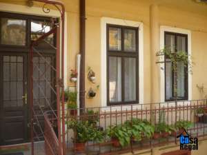 Vand apartament la casa,  str Aurel Lazar
