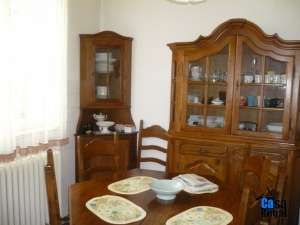 Vand apartament la casa,  str Aurel Lazar