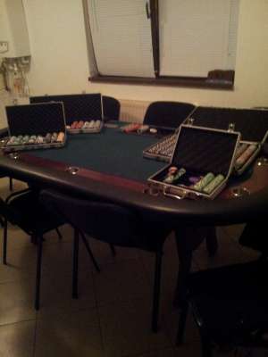 Vand urgent cafe bar