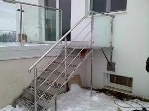 Construim scari drepte din inox