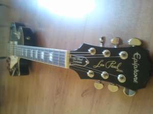 Chitara Epiphone Les Paul Standard ebony + Hardcase