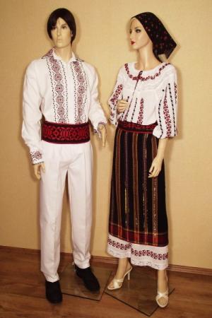 Producator costume populare romanesti
