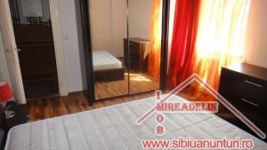 INCHIRIEZ APARTAMENT 3 CAMERE,   CENTRAL