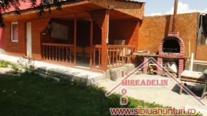 INCHIRIEZ APARTAMENT 3 CAMERE,   CENTRAL