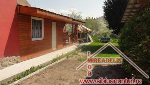 INCHIRIEZ APARTAMENT 3 CAMERE,   CENTRAL