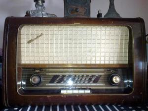 Vand Radio cu lampi,   anii 56\