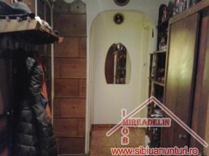 VAND APARTAMENT 2 CAMERE RAHOVA