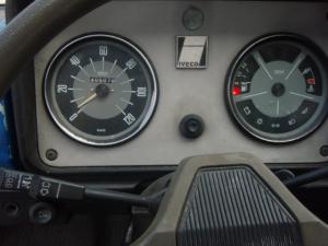 IVECO 35 F 8 - BASCULANTA