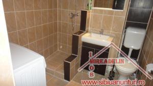 : INCHIRIEZ APARTAMENT 4 CAMERE,   TURNISOR