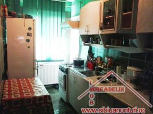 VAND APARTAMENT 2 CAMERE VASILE AARON