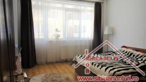 VAND APARTAMENT 3 CAMERE,   CARTIER TURN