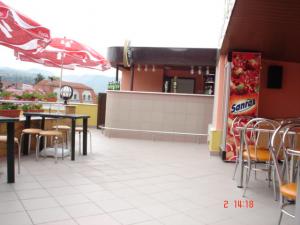 Vand restaurant cu trei terase sigradina de vara in Tg.Ocna-central