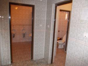 Vand restaurant cu trei terase sigradina de vara in Tg.Ocna-central