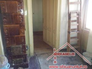 VINDEM APARTAMENT LA CASA 6 CAMERE,   ULTRACENTRAL