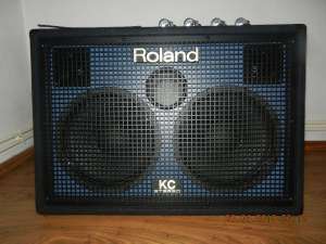 Vand amplificator stereo Roland KC-880