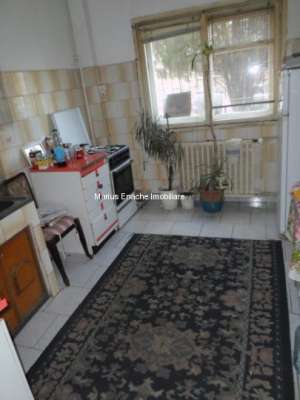 3 camere Decomandate Dristor