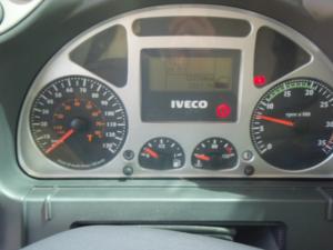 IVECO Eurocargo 75E17 - 7.49T Camion - Camioneta cu Prelata
