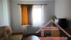 INCHIRIEZ APARTAMENT 2 camere Mihai Viteazu