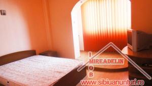 INCHIRIEZ APARTAMENT 2 CAMERE,   ZONA INTEREX