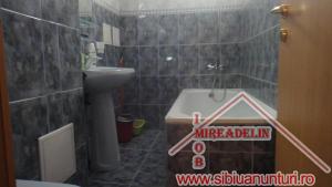 INCHIRIEZ APARTAMENT 2 CAMERE,   ZONA INTEREX